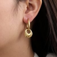 Stainless steel oorhanger bol